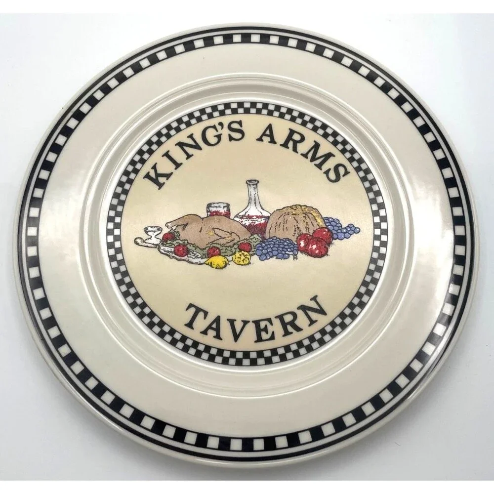 2 WILLIAMSBURG Tavern's Luncheon Plates by Homer Laughlin 9